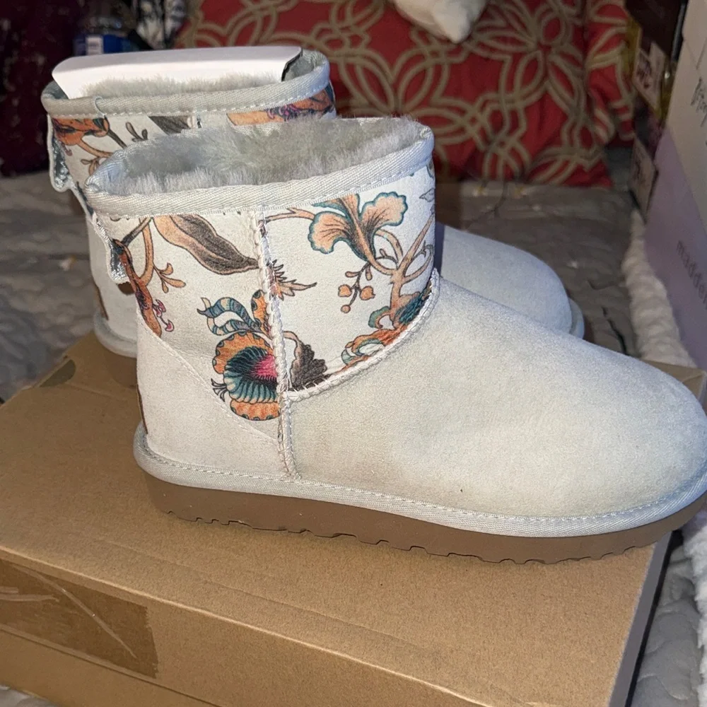 UGG Mini Boot with Floral Cuff in Light Gray and Multicolor